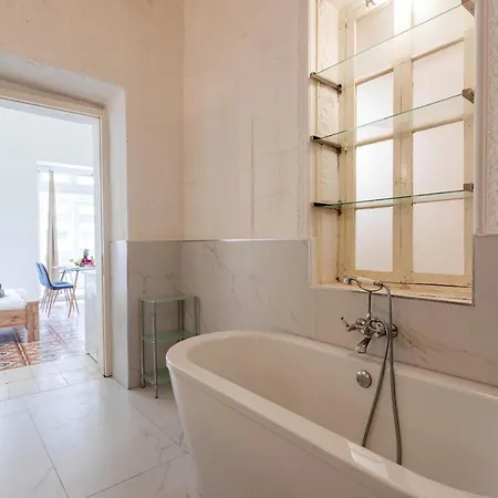 Historic Private Duplex Apartment